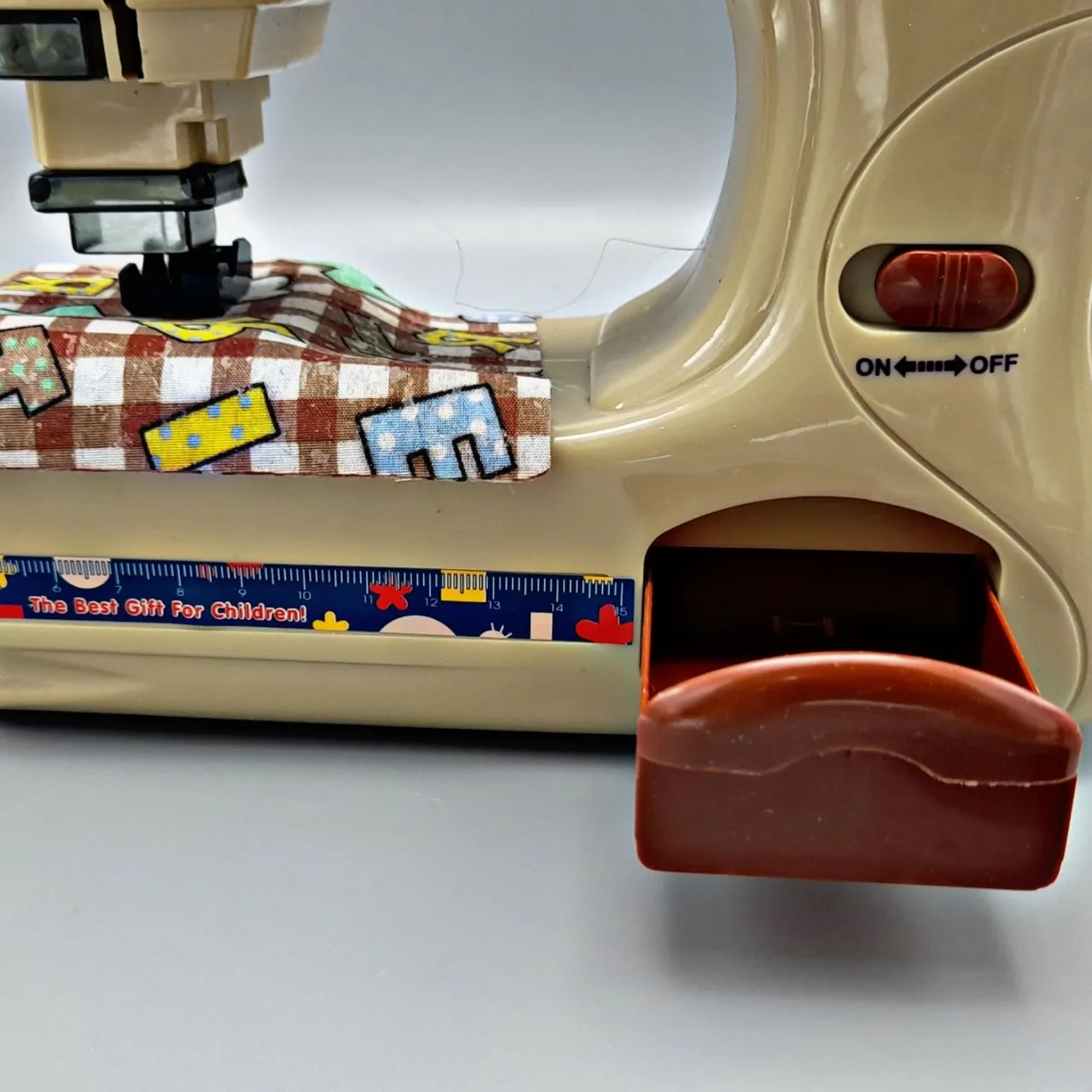 Pack Of 2 Realistic Sewing Machine For Girls image 5