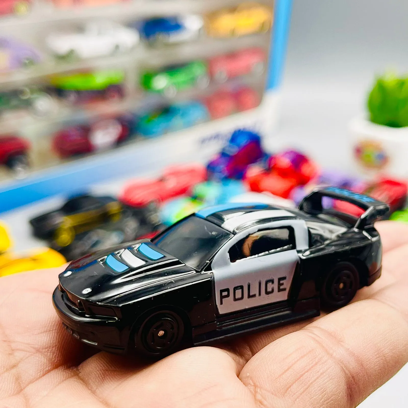 Pack Of 20 Metal Cars Pack Alloy Box Die Cast Metal Car Set Toys For Kids Children and Boys image 3